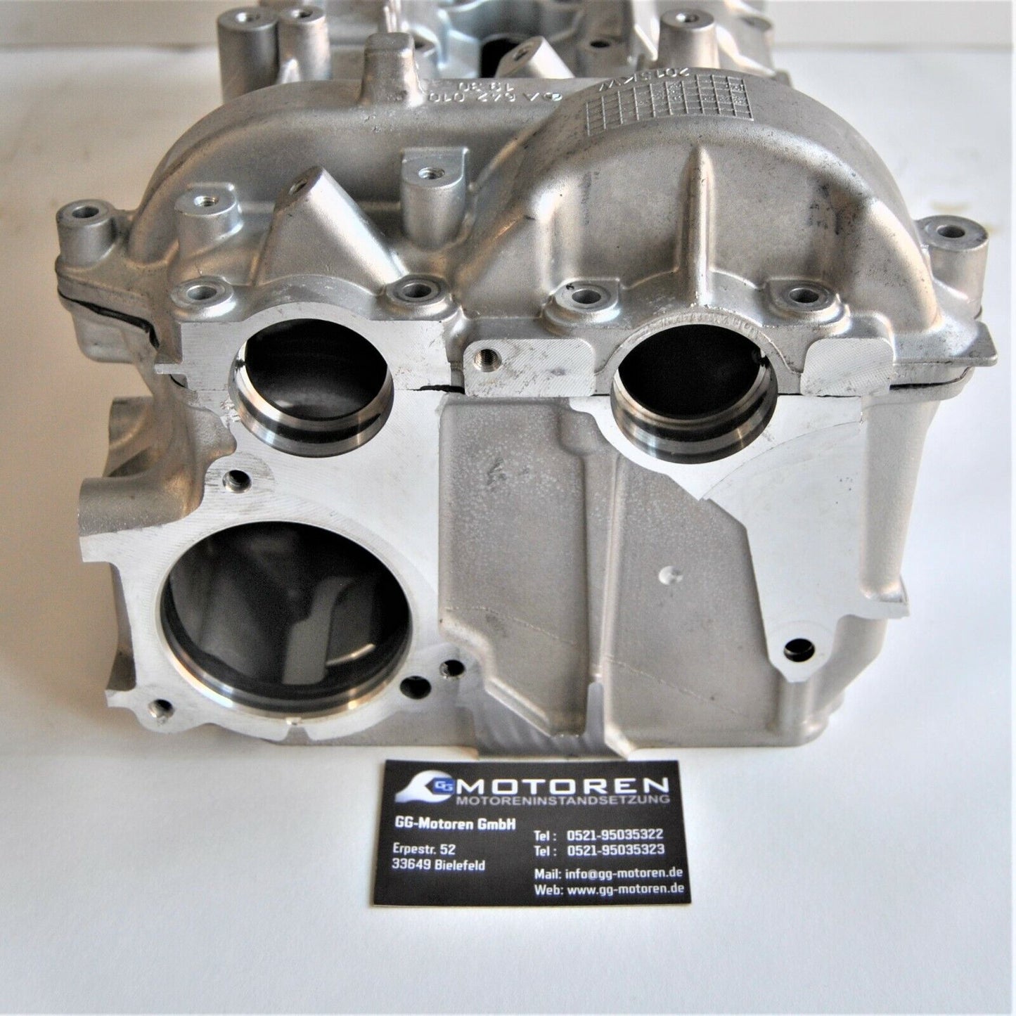 Originaler Mercedes Benz Zylinderkopf OM642 3,0 CDI 300 350 BlueTEC A6420106108