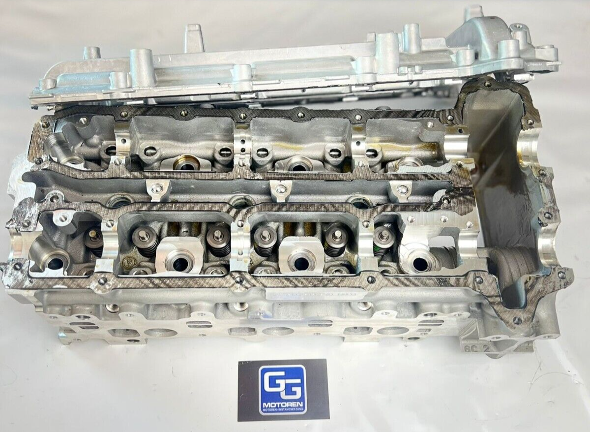 Originaler Mercedes Benz Zylinderkopf mit Ventilen links 3,0 OM642 A6420100721