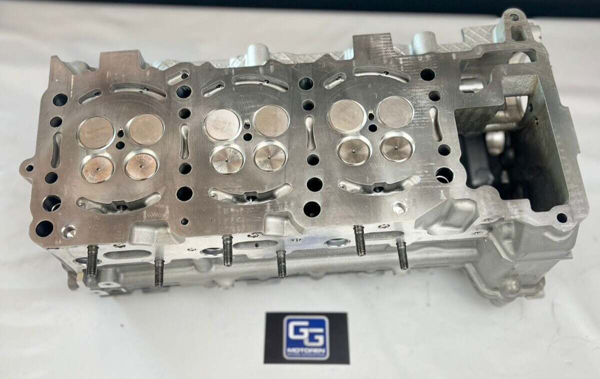 Originaler Mercedes Benz Zylinderkopf mit Ventilen links 3,0 OM642 A6420105720