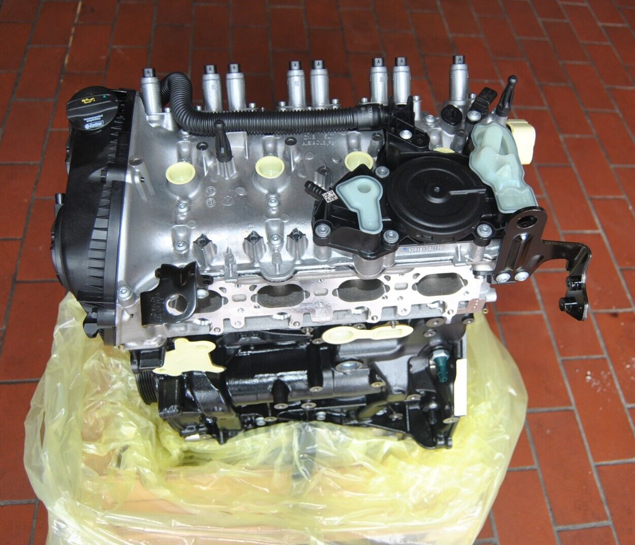 NEUER Motor original VW Audi Seat Skoda 1,8 TFSI TSI CJS CJSA CJSB
