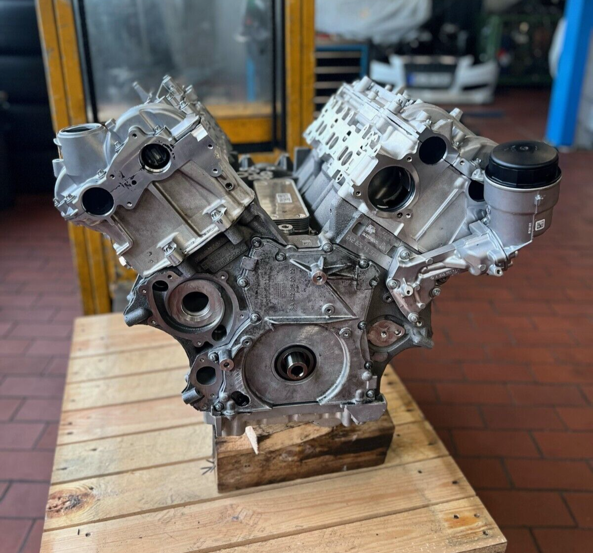 Überholter originaler Mercedes Benz AT-Motor OM642.826 3,0 CDI 320 350