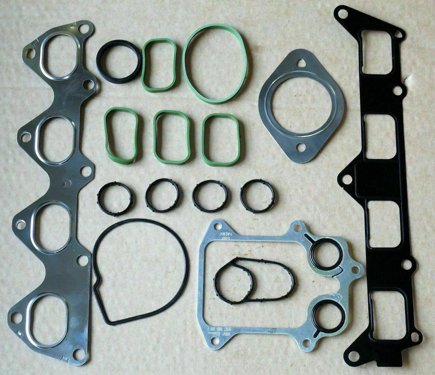 NEUER VW Audi Seat Skoda Motorsatz 1.4 TSI TFSI CAV CAX BMY CTH BWK 03C107065BF