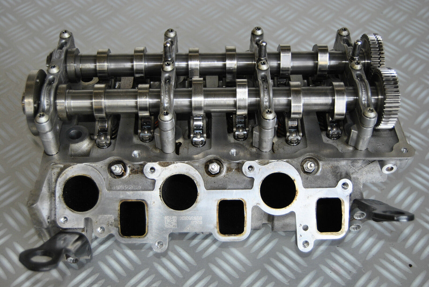Originaler VW Zylinderkopf 3,0 TDI CDU rechts links