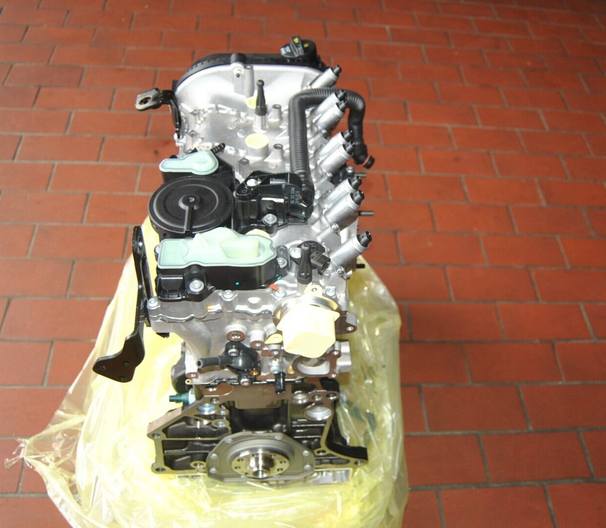 NEUER Motor original VW Audi Seat Skoda 1,8 TFSI TSI CJS CJSA CJSB