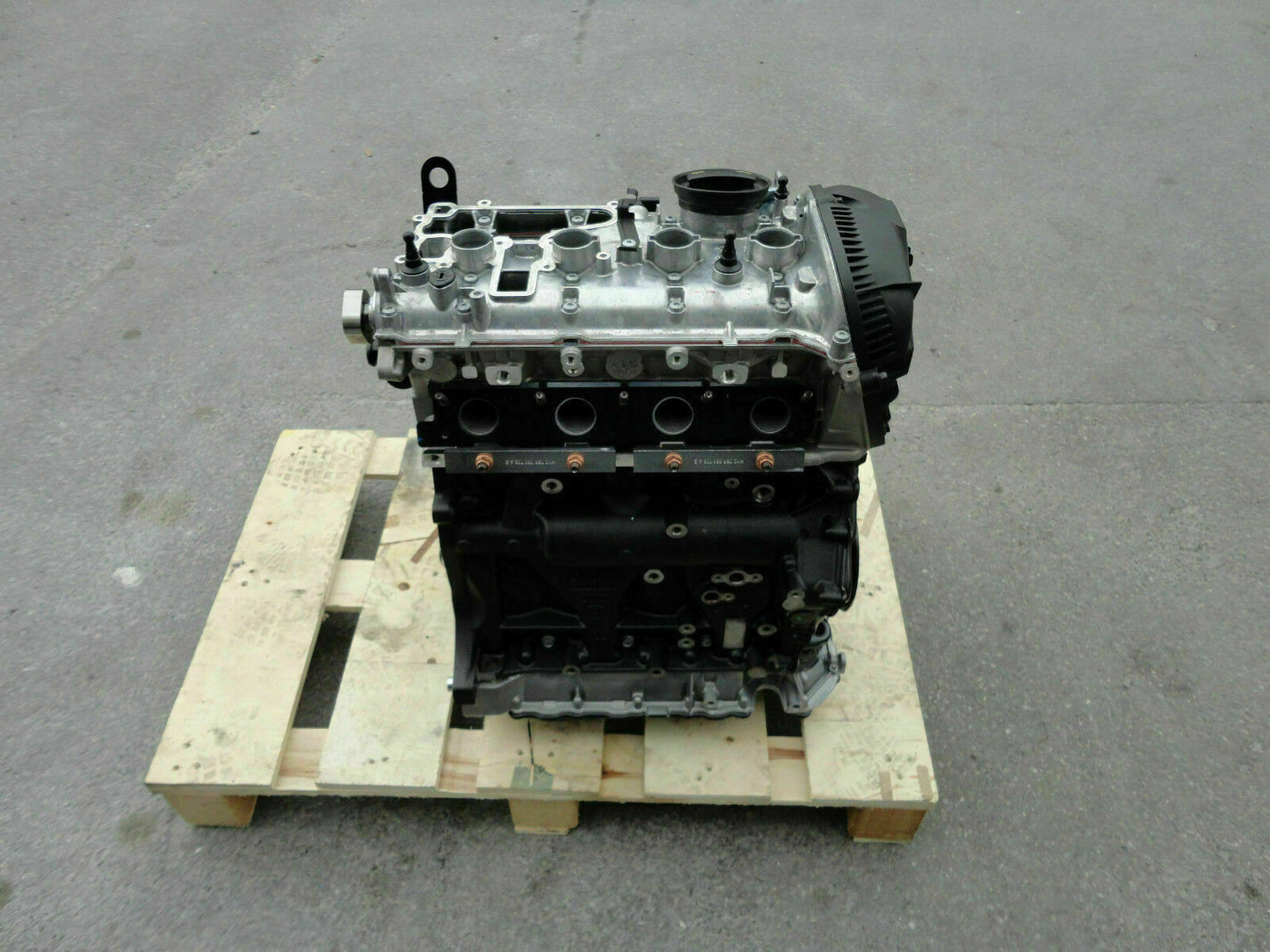 Überholter AT-Motor VW Audi 2.0 TFSI CCZ CDNB 147kW 200PS A3 Passat Austauschmotor