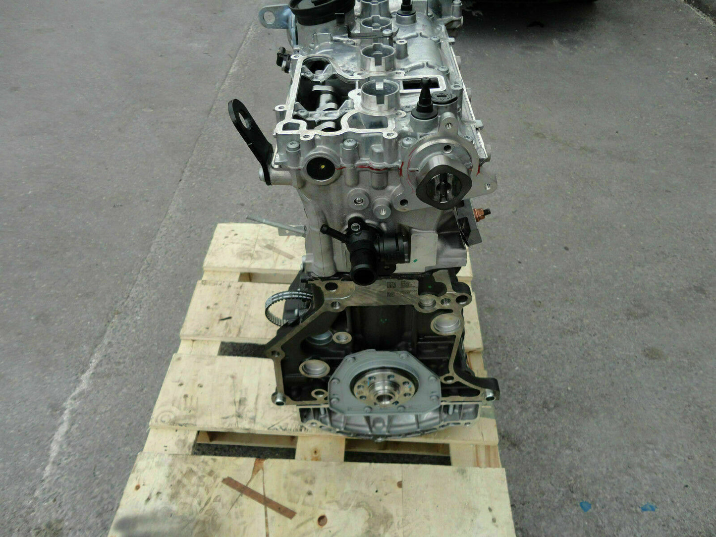 Überholter AT-Motor VW Audi 2.0 TFSI CCZ CDNB 147kW 200PS A3 Passat Austauschmotor